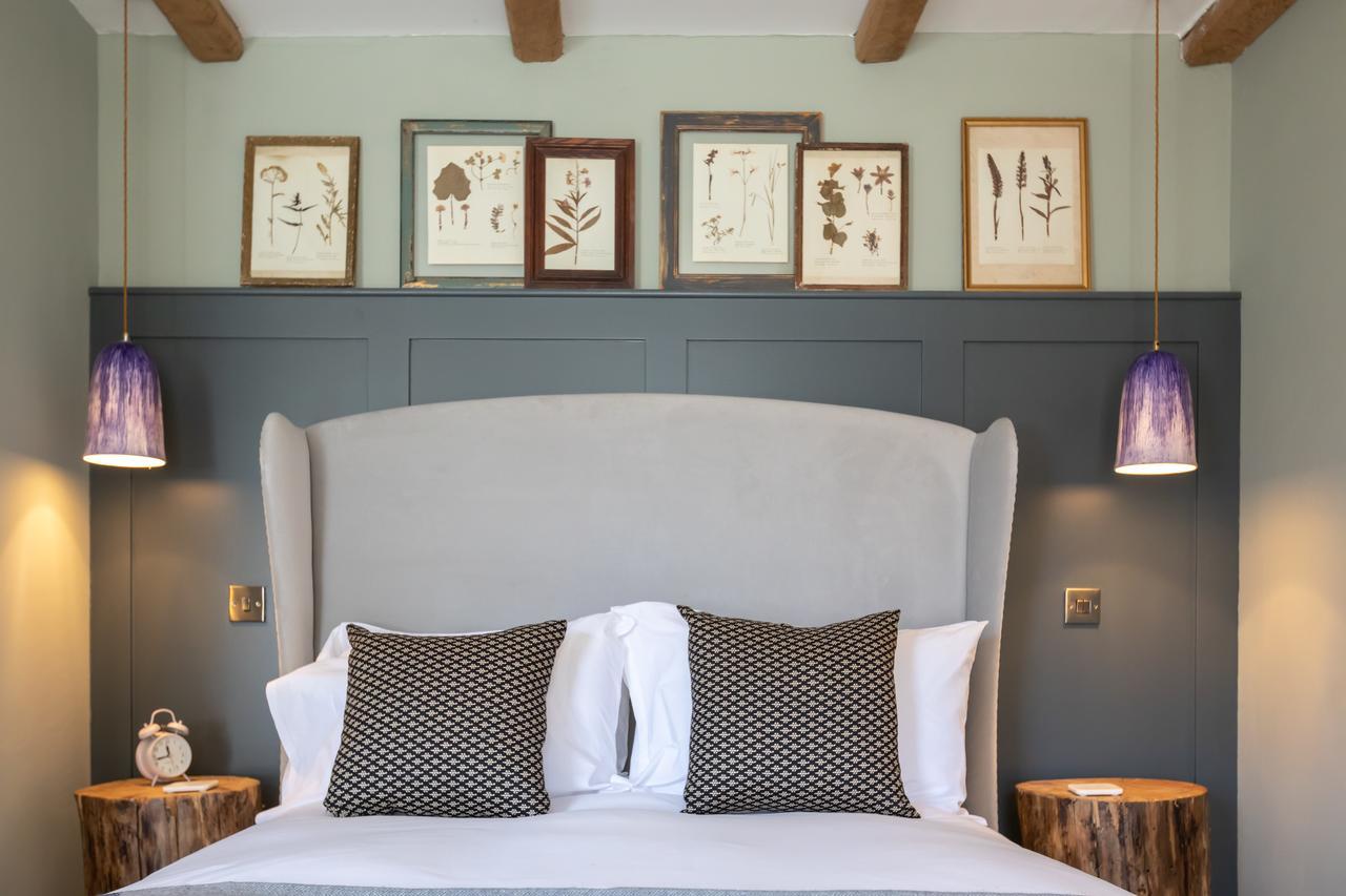 The Frogmill Hotel Shipton  Экстерьер фото